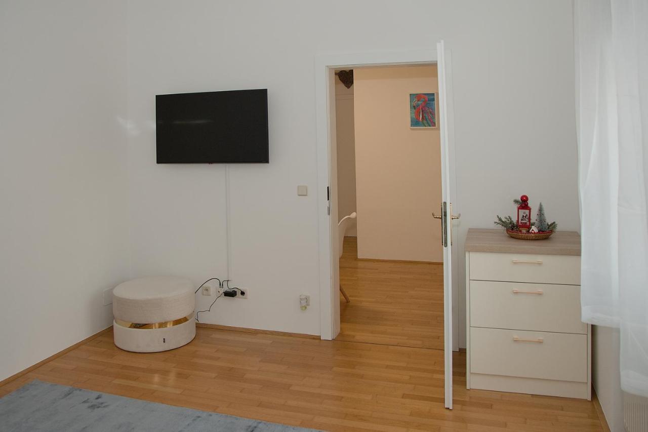 Blue Lotus Apartment Βιέννη Εξωτερικό φωτογραφία