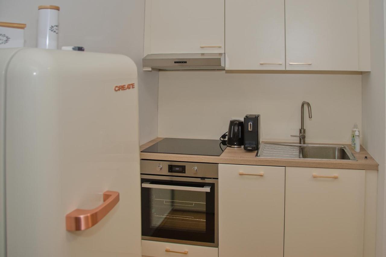 Blue Lotus Apartment Βιέννη Εξωτερικό φωτογραφία