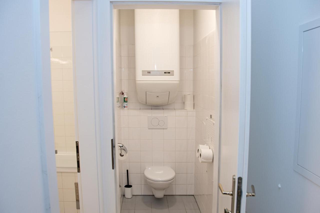 Blue Lotus Apartment Βιέννη Εξωτερικό φωτογραφία