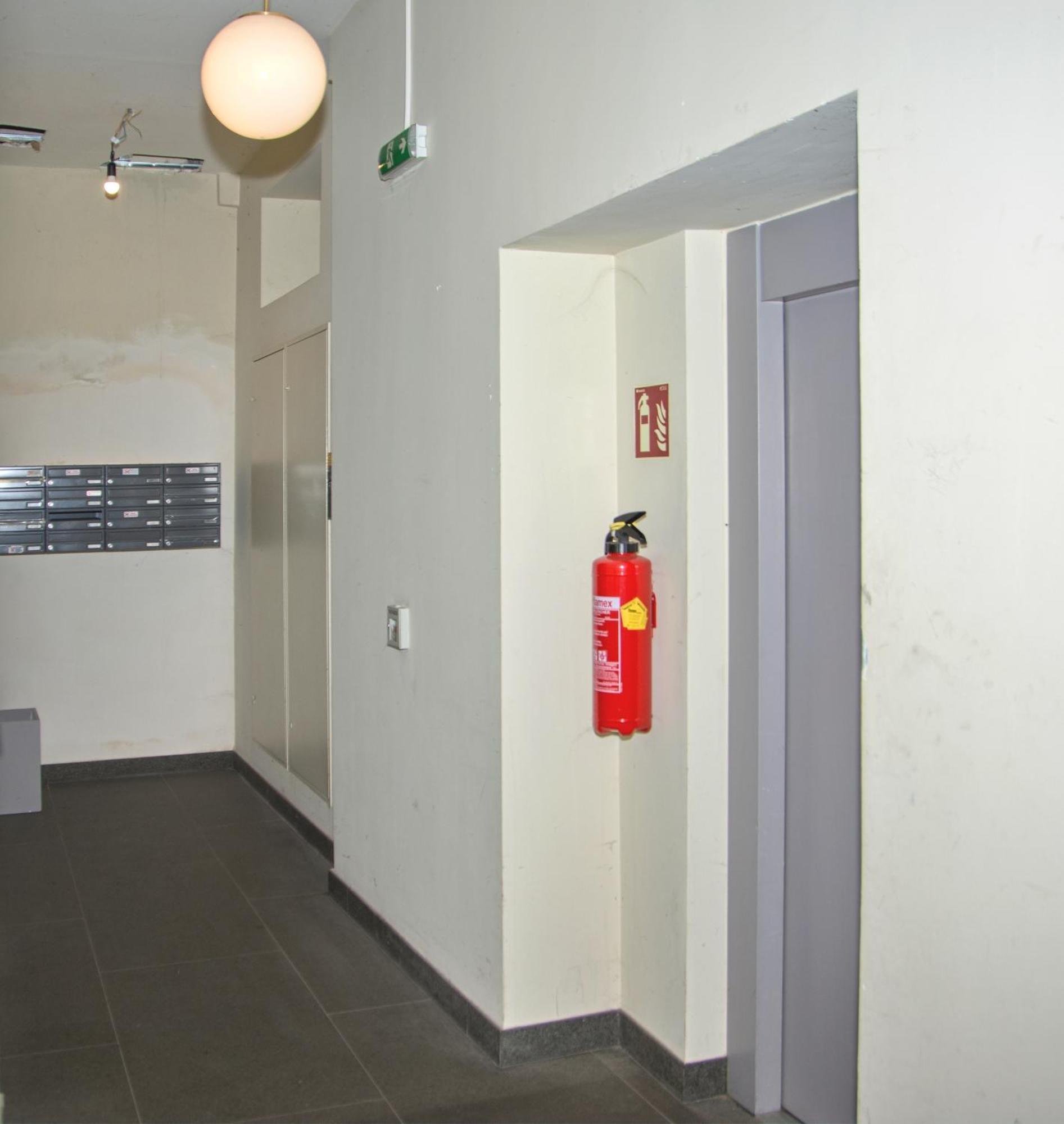 Blue Lotus Apartment Βιέννη Εξωτερικό φωτογραφία